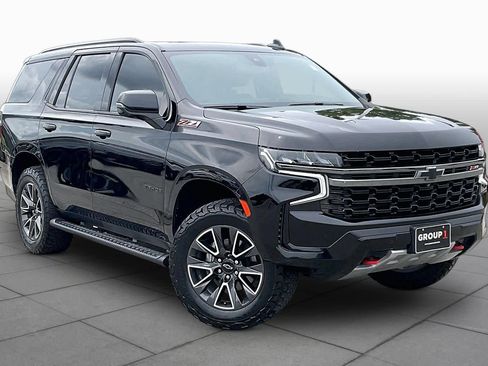 Used 2022 Chevrolet Tahoe Z71 w/ Z71 Off-Road Package AWD/4WD image 3