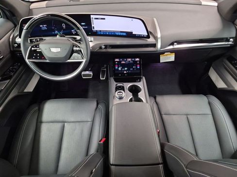 Certified 2026 Cadillac Vistiq Premium Luxury AWD/4WD image 10