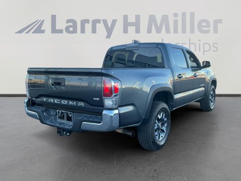 Certified 2022 Toyota Tacoma TRD Off-Road image 5