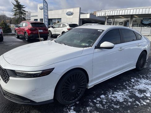 Used 2023 Honda Accord LX image 2