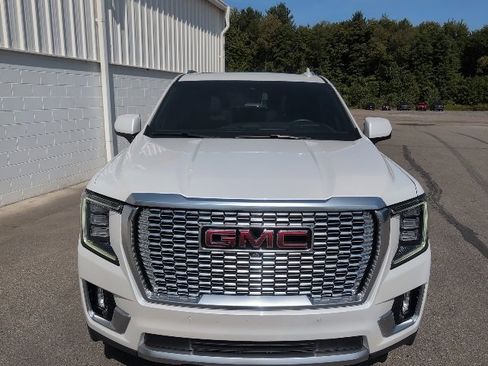 Used 2024 GMC Yukon Denali image 13