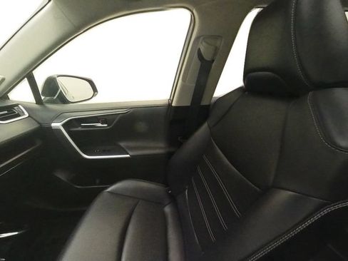 Certified 2020 Toyota RAV4 Limited AWD/4WD image 28
