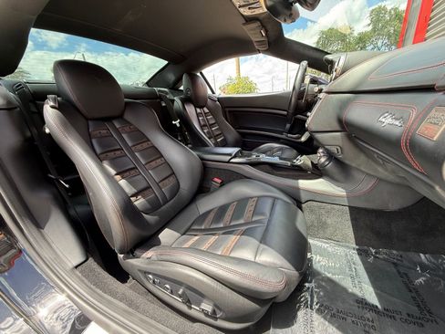 Used 2012 Ferrari California RWD image 19