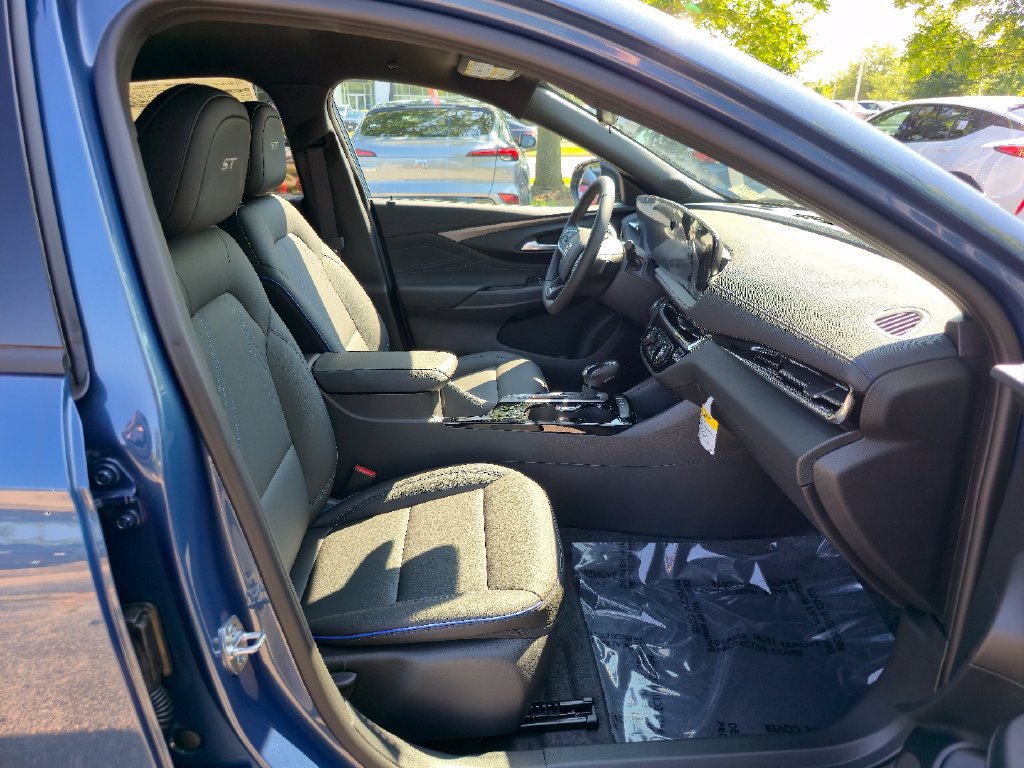 New 2026 Buick Envista Sport Touring w/ Convenience I Package FWD image 26