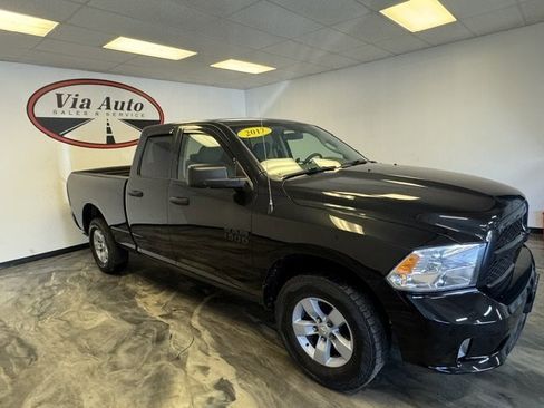 Used 2017 RAM 1500 Express AWD/4WD image 4