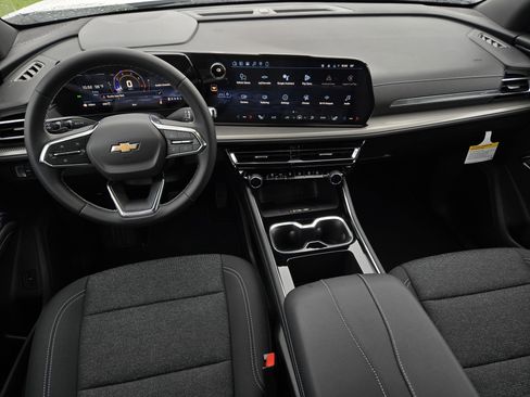 New 2026 Chevrolet Traverse LT AWD/4WD image 19