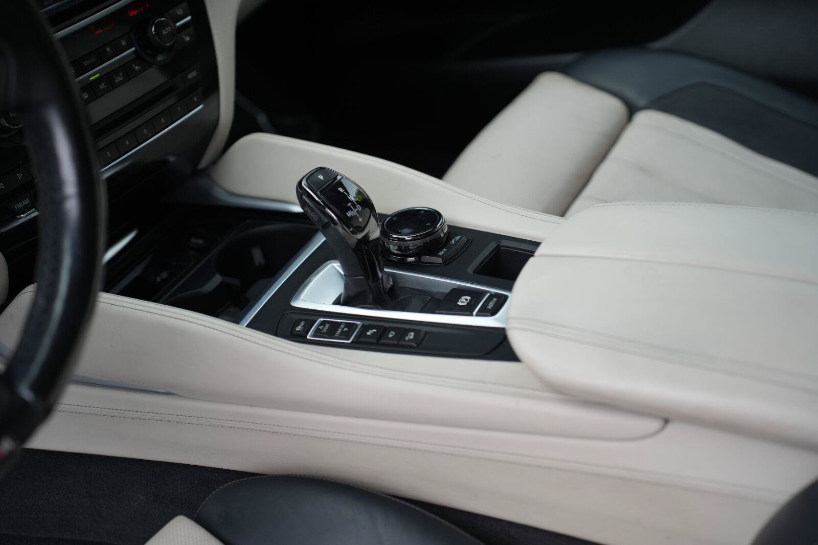 Used 2015 BMW X6 xDrive50i AWD/4WD image 10