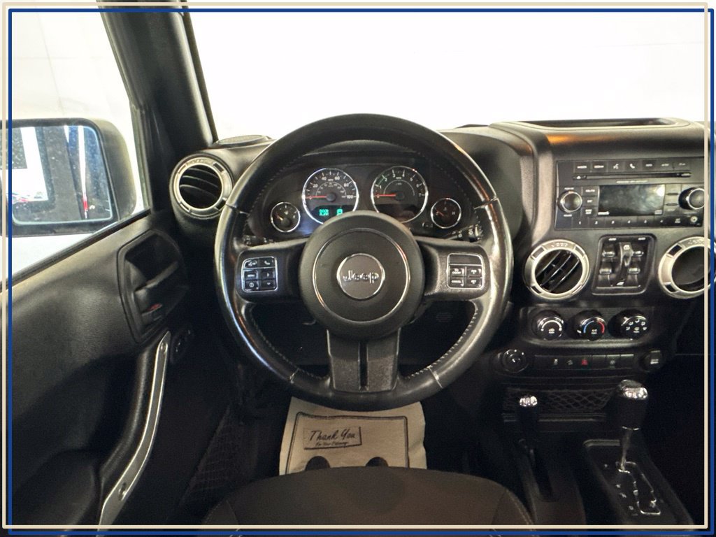 Used 2018 Jeep Wrangler Unlimited Sahara w/ Connectivity Group AWD/4WD image 48
