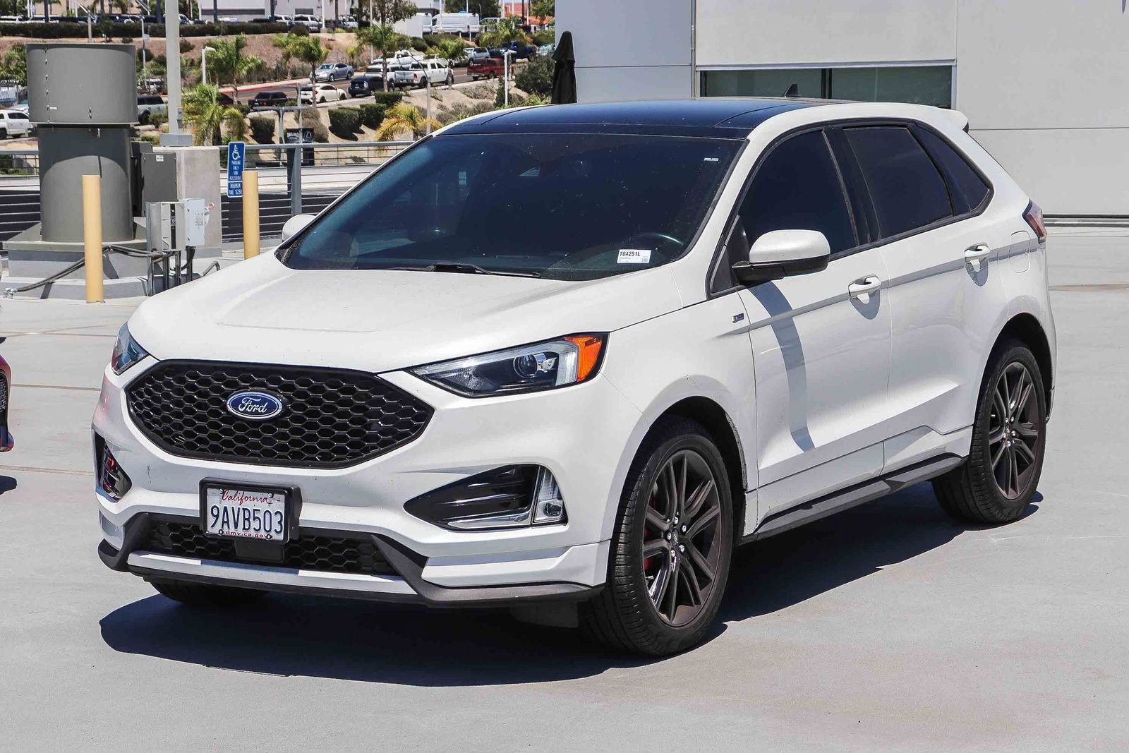 Used 2022 Ford Edge ST-Line AWD/4WD image 3