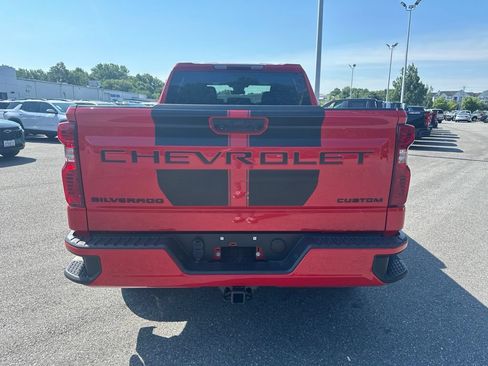 Used 2024 Chevrolet Silverado 1500 Custom w/ Rally Edition AWD/4WD image 6