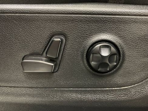Used 2021 RAM 1500 Big Horn AWD/4WD image 5