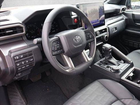 Used 2025 Toyota Tacoma TRD Off-Road w/ TRD Off Road Premium Package AWD/4WD image 3