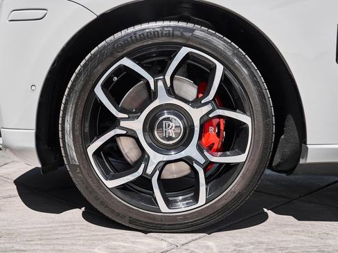 Used 2024 Rolls-Royce Cullinan Black Badge w/ Dark Exterior Package image 3