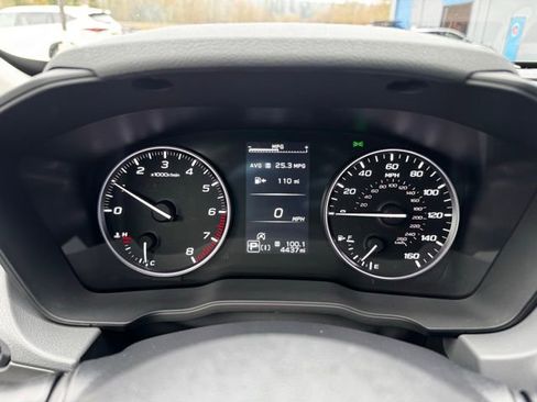 Used 2025 Subaru Crosstrek 2.0i Premium image 12