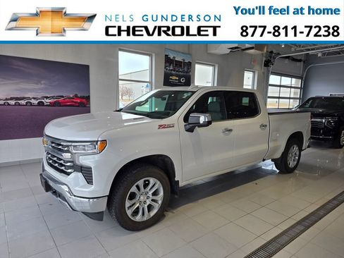 Used 2023 Chevrolet Silverado 1500 LTZ w/ LTZ Premium Package image 2