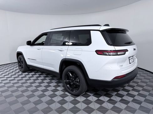 New 2025 Jeep Grand Cherokee L Limited w/ Black Appearance Package image 5