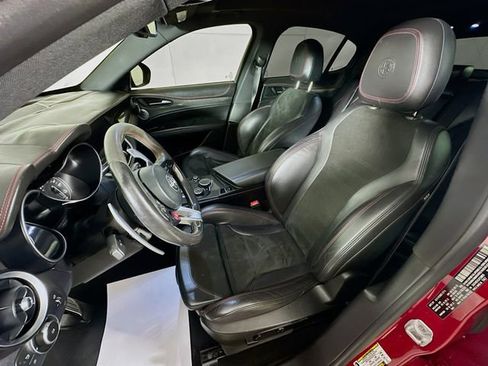 Used 2018 Alfa Romeo Stelvio Quadrifoglio w/ Driver Assist Dynamic Package image 23