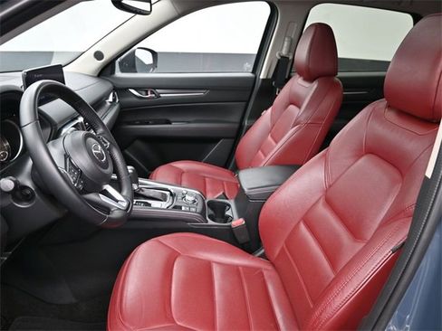 Certified 2023 MAZDA CX-5 Carbon Edition image 25