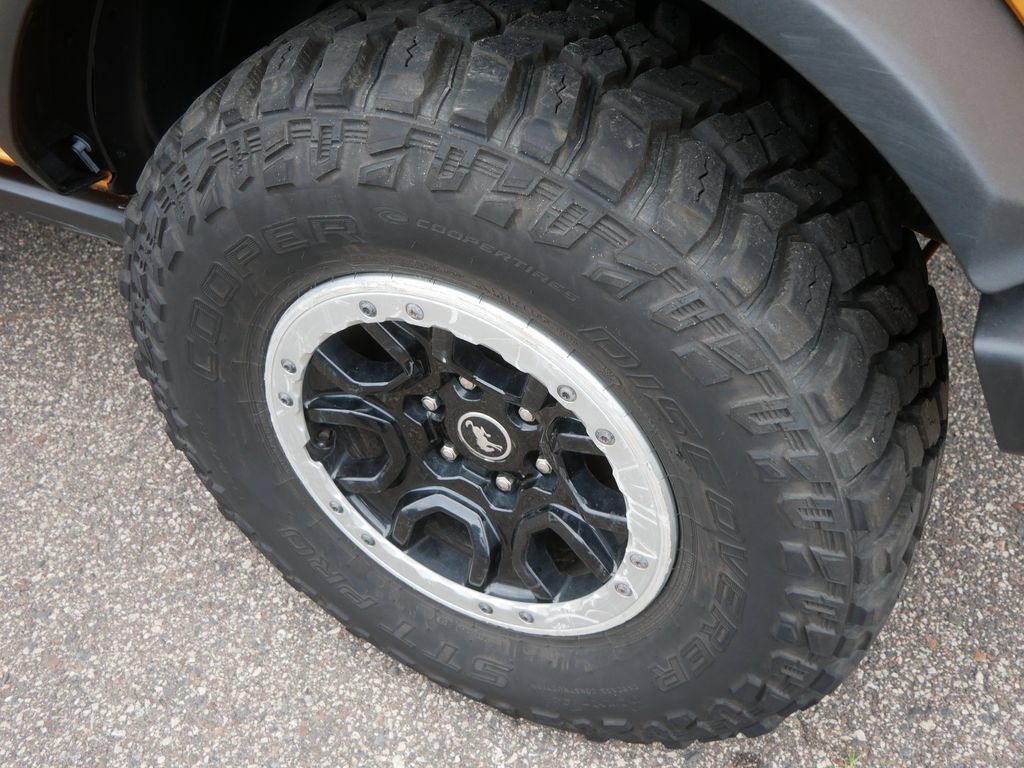 Certified 2021 Ford Bronco Badlands AWD/4WD image 9