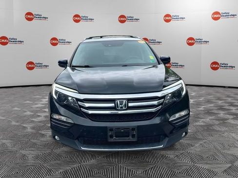 Used 2018 Honda Pilot Elite image 2