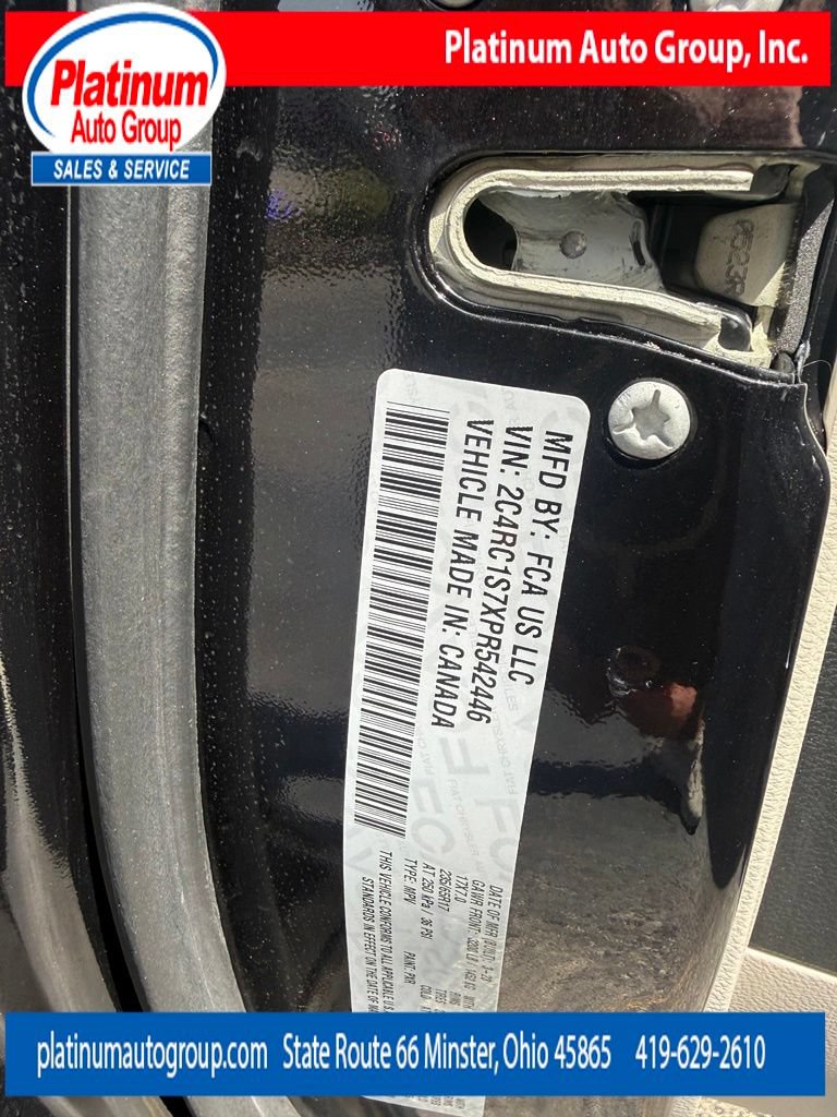 Used 2023 Chrysler Pacifica Limited FWD image 62