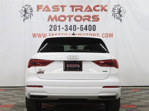 Used 2023 Audi Q3 2.0T Premium AWD/4WD image 5