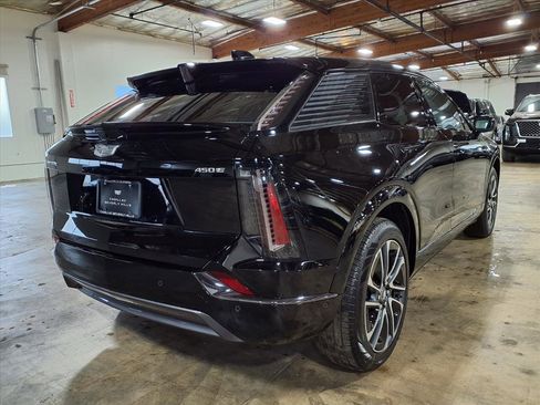 New 2026 Cadillac Optiq Sport 1 image 8