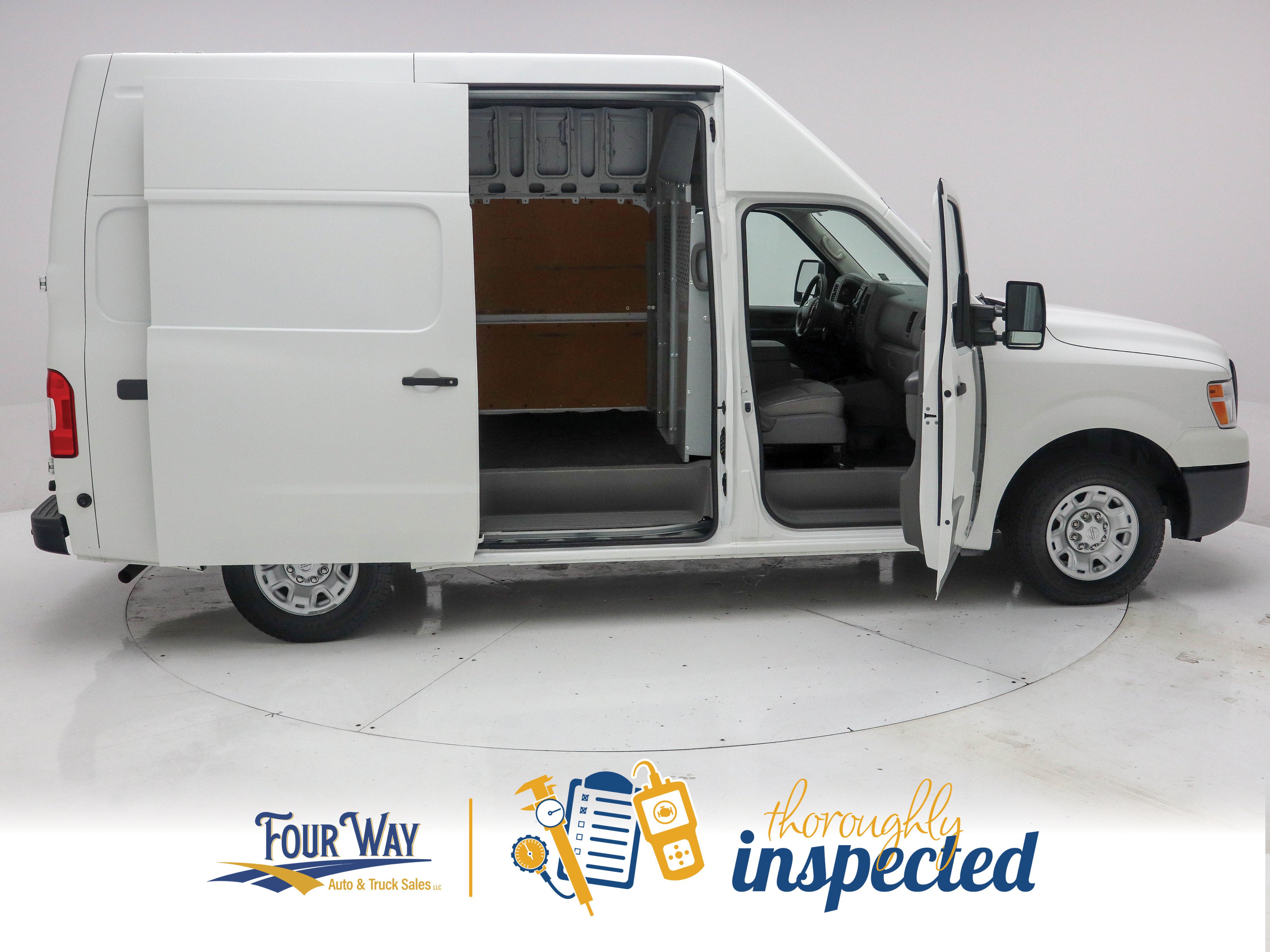 Used 2019 Nissan NV 3500 SV w/ Navigation Package RWD image 3