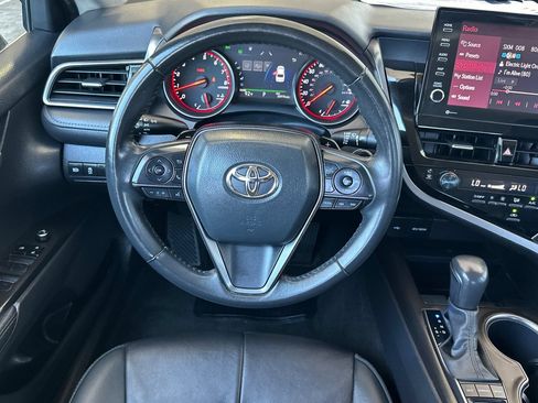Used 2024 Toyota Camry XSE FWD image 14