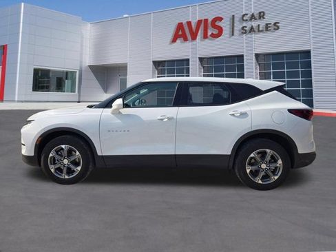 Used 2025 Chevrolet Blazer LT FWD image 11