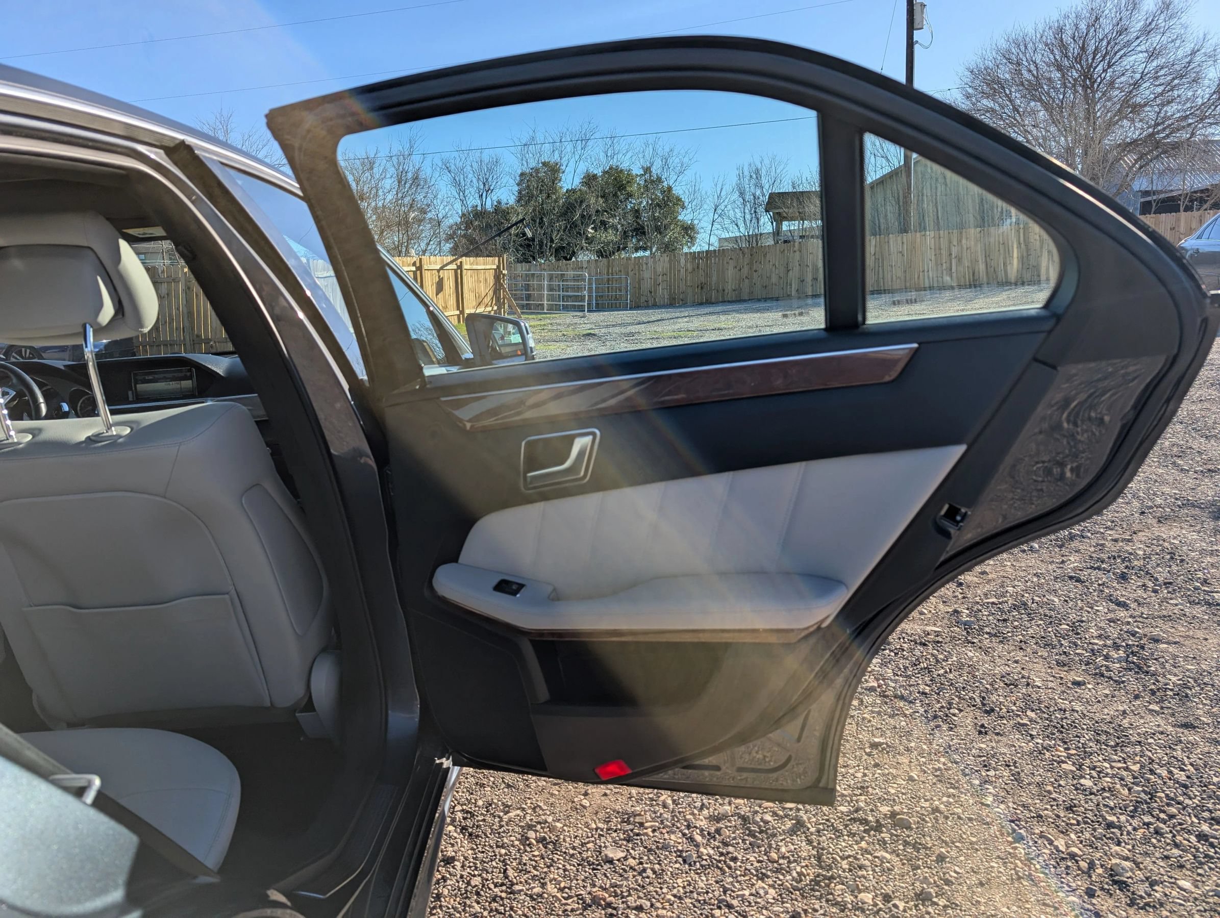 Used 2013 Mercedes-Benz E 350 Sedan image 29