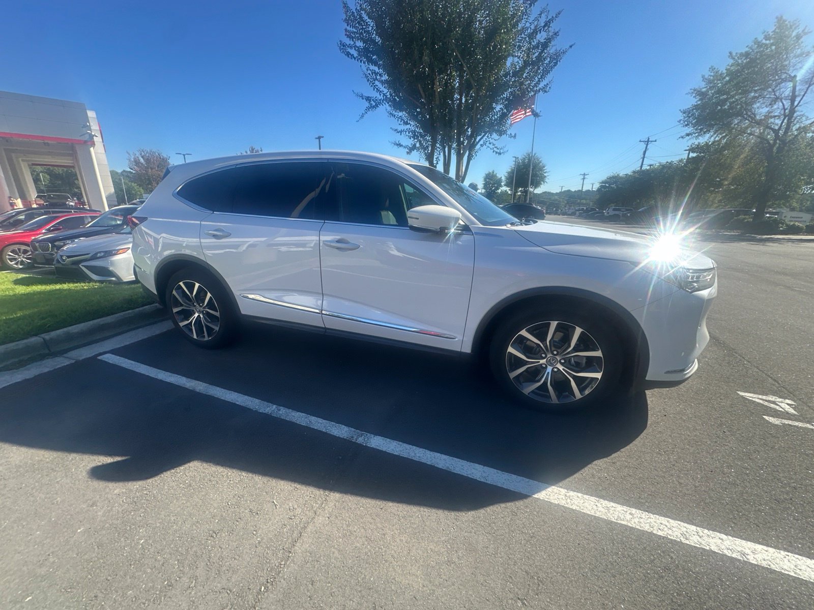 Used 2024 Acura MDX w/ Technology Package AWD/4WD image 23