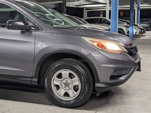 Used 2015 Honda CR-V LX image 8