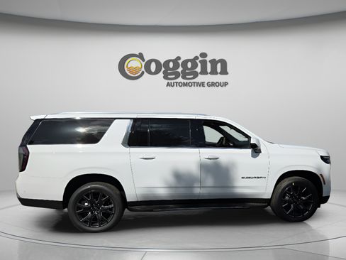 New 2026 Chevrolet Suburban LT w/ Comfort Package RWD image 6