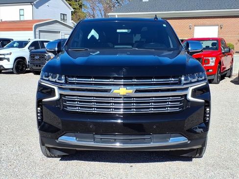 Used 2021 Chevrolet Tahoe Premier w/ Premium Package image 2