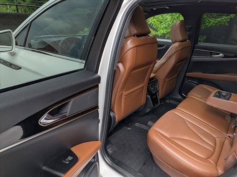Used 2023 Lincoln Nautilus Reserve AWD/4WD image 24