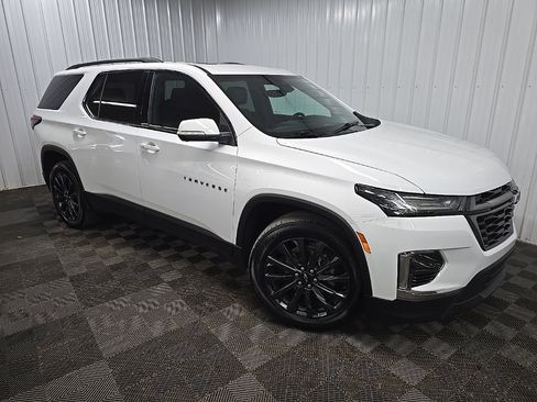 Used 2023 Chevrolet Traverse RS AWD/4WD image 7