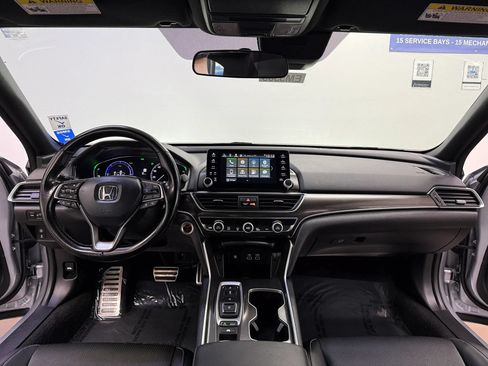 Used 2022 Honda Accord Sport image 10