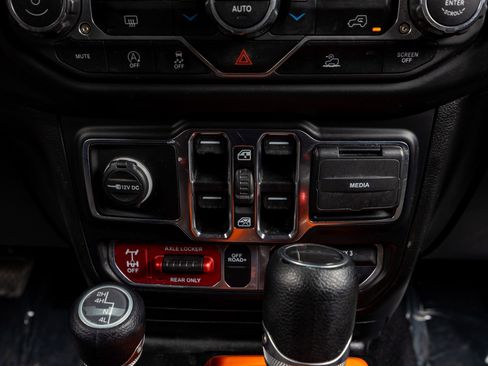 Used 2020 Jeep Gladiator Mojave w/ LED Lighting Group image 26