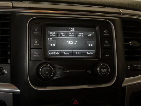 Used 2024 RAM 1500 Classic SLT AWD/4WD image 17