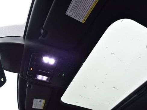 Certified 2025 Volkswagen GTI SE image 21