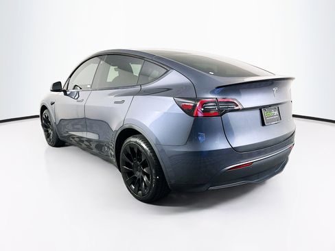 Used 2023 Tesla Model Y Long Range AWD/4WD image 5