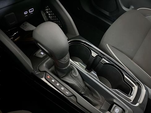 Certified 2024 Chevrolet TrailBlazer LT FWD image 43