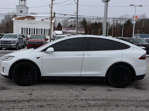 Used 2019 Tesla Model X Long Range image 15