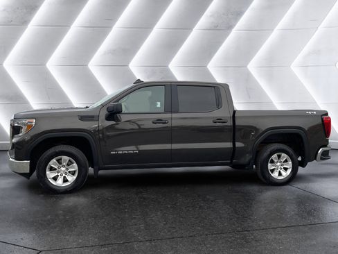 Used 2021 GMC Sierra 1500 w/ Sierra Value Package image 3