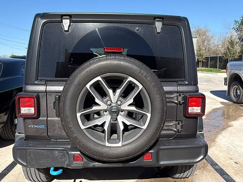 Used 2024 Jeep Wrangler Sport S w/ Convenience Group image 20