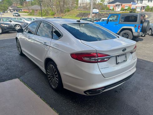 Used 2017 Ford Fusion SE w/ Equipment Group 202A AWD/4WD image 8