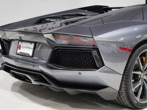 Used 2014 Lamborghini Aventador LP 700-4 image 24
