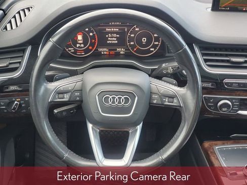 Used 2017 Audi Q7 3.0T Prestige AWD/4WD image 40