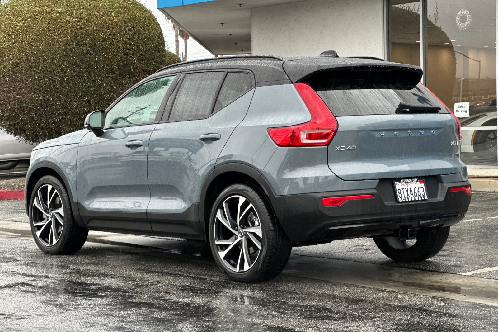 Used 2021 Volvo XC40 T5 R-Design AWD/4WD image 6